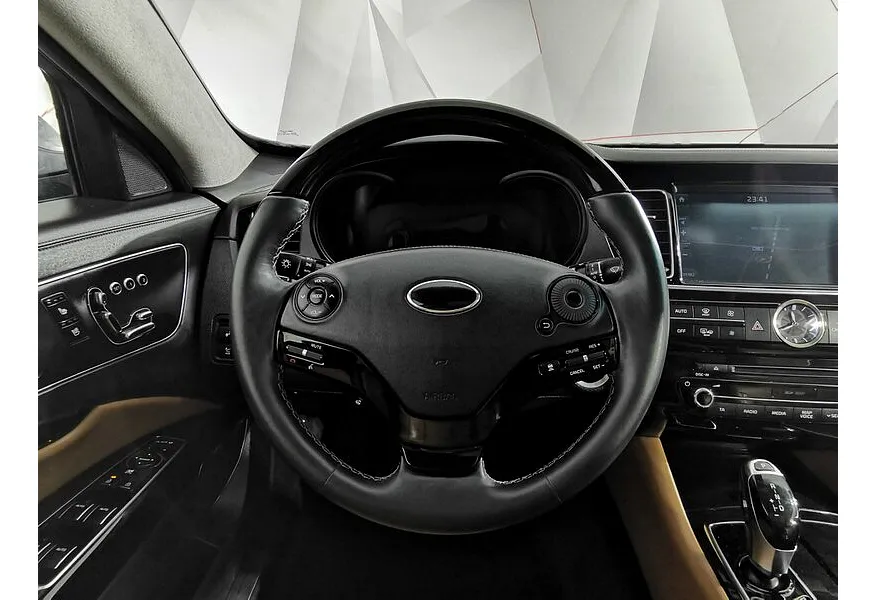 Kia Quoris 3.8 AT (334 л.с.) Premium Серый в АВИЛОН. Слайд №20