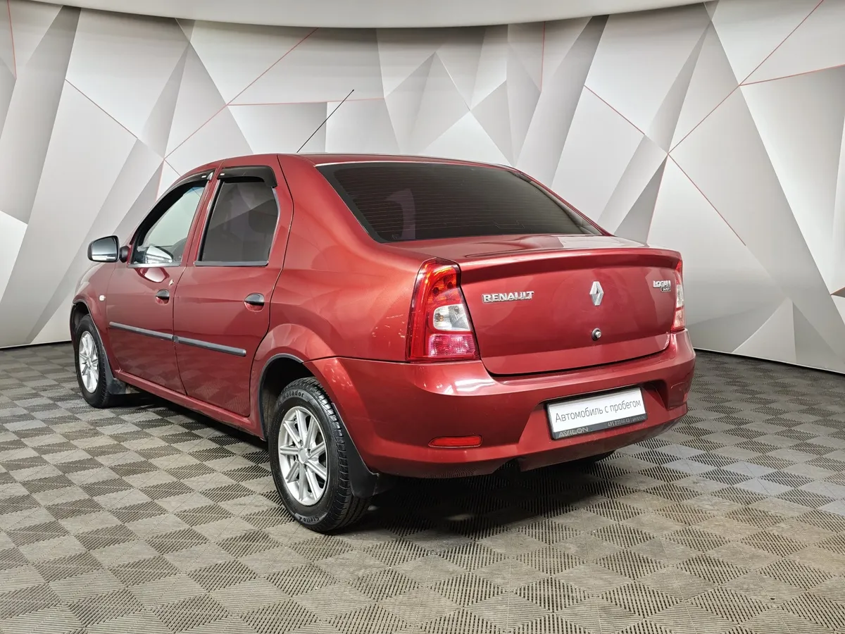 Renault Logan 1.4 MT (75 л.с.) Красный в АВИЛОН. Слайд №4