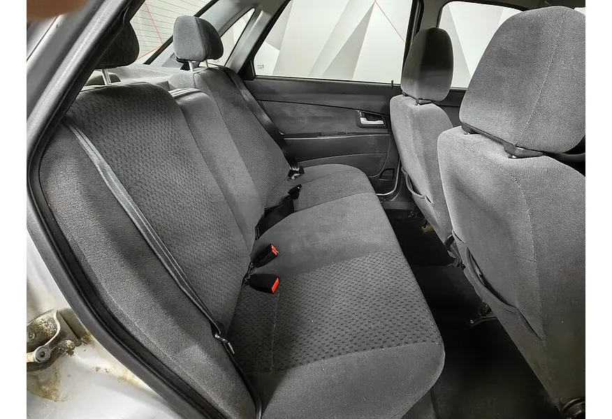 АВИЛОН - ВАЗ (Lada) Priora 1.6 MT (106 л.с.) 21705-42-058 Comfort Серебристый - slide 7