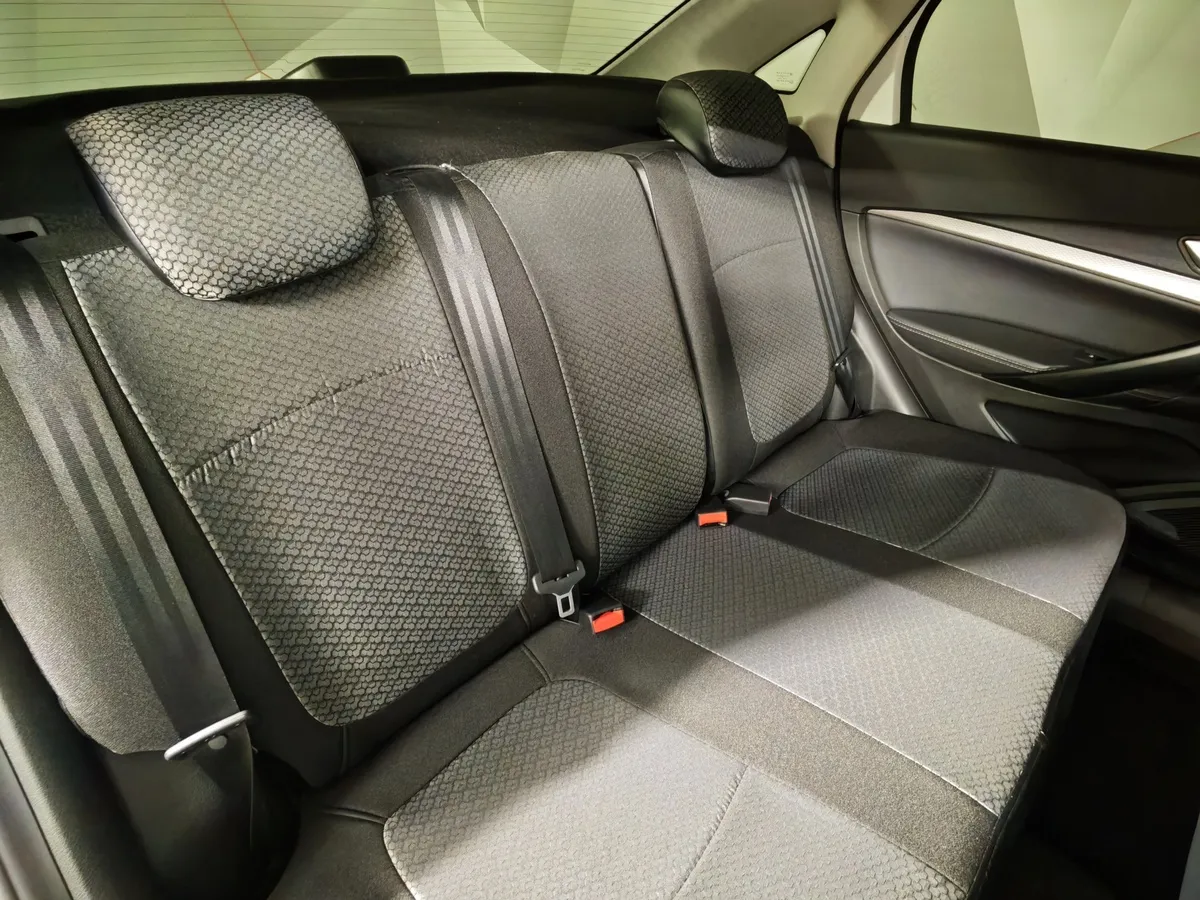 ВАЗ (Lada) Vesta 1.6 MT (106 л.с.) Белый в АВИЛОН. Слайд №17