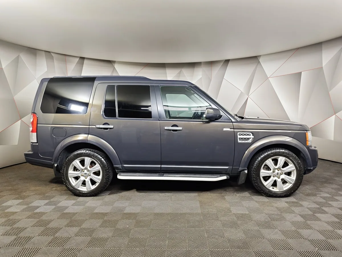 Land Rover Discovery 3.0 SDV6 4WD AT (252 л.с.) HSE Коричневый в АВИЛОН. Слайд №6
