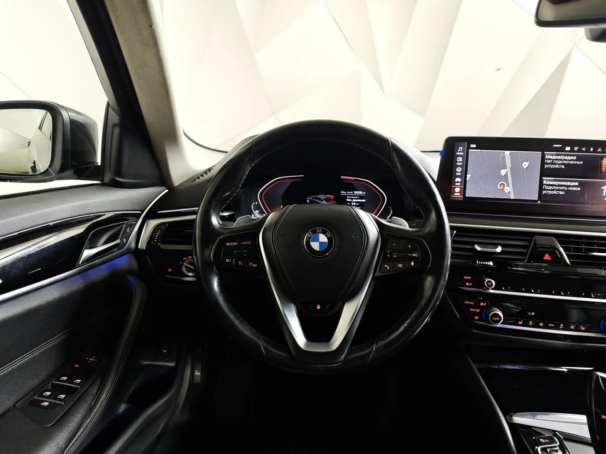 BMW 5 серия 520d xDrive Steptronic (190 л.с.) Синий в АВИЛОН. Слайд №15