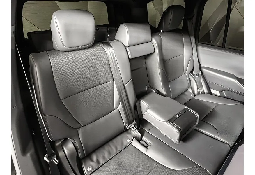 Toyota Land Cruiser 4.0 V6 AT 4WD (275 л.с.) VX Черный в АВИЛОН. Слайд №17