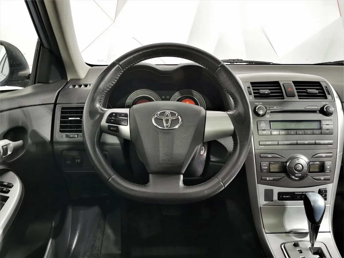 Toyota Corolla 1.6 MT (124 л.с.) Comfort Голубой в АВИЛОН. Слайд №17