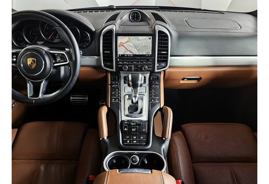 Porsche Cayenne GTS 3.6 Tiptronic S AWD (440 л.с.) Черный в АВИЛОН. Слайд №15