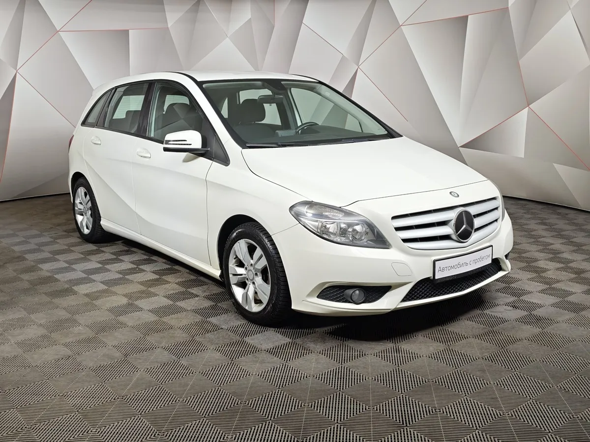 Mercedes-Benz B-Класс B 180 7G-DCT (122 л.с.) Белый в АВИЛОН. Слайд №3