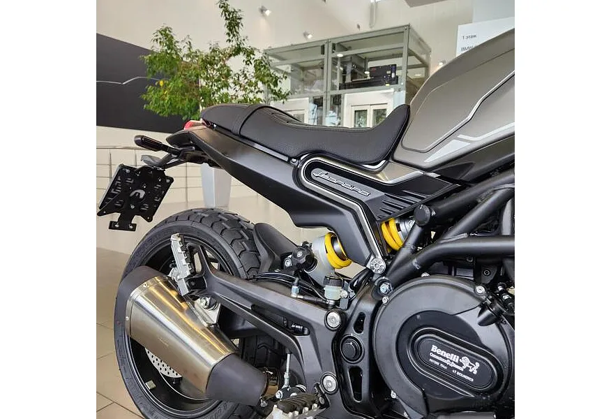 LIVE. Слайд №17