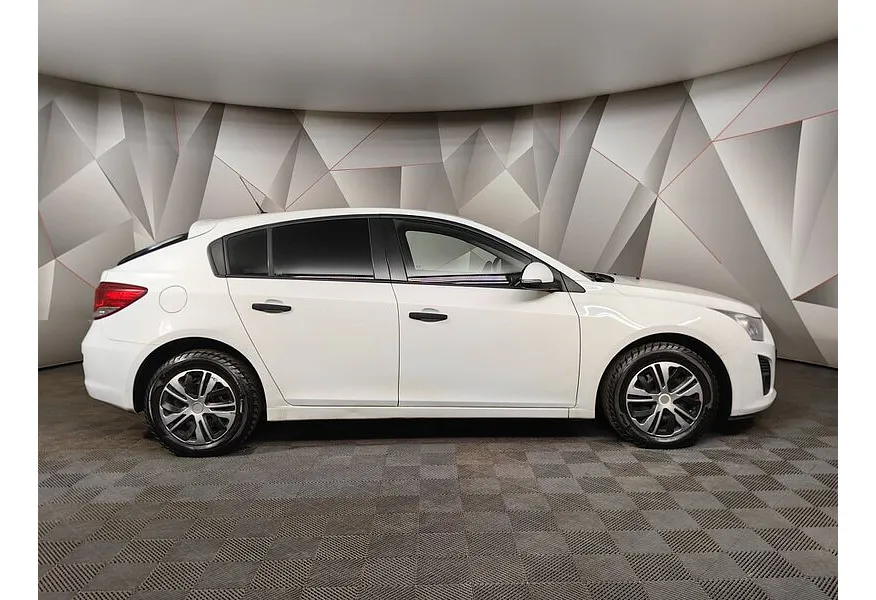 Chevrolet Cruze 1.6 AT (109 л.с.) Белый в АВИЛОН. Слайд №6