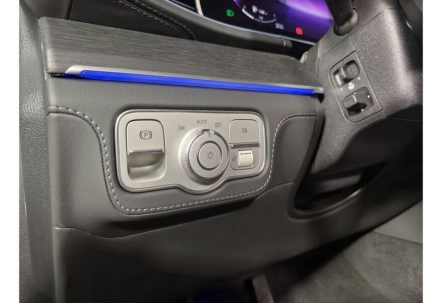 Mercedes-Benz GLE 450 4MATIC 9G-TRONIC (367 л.с.) Серебристый в АВИЛОН. Слайд №21