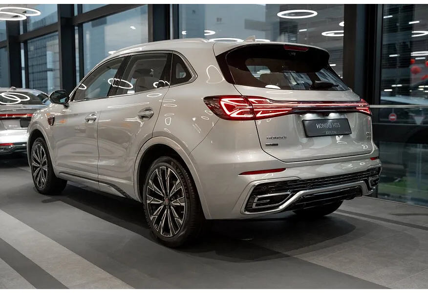 АВИЛОН - Hongqi HS5 2.0T AT 4WD (245 л.с.) Deluxe Золотой - slide 4