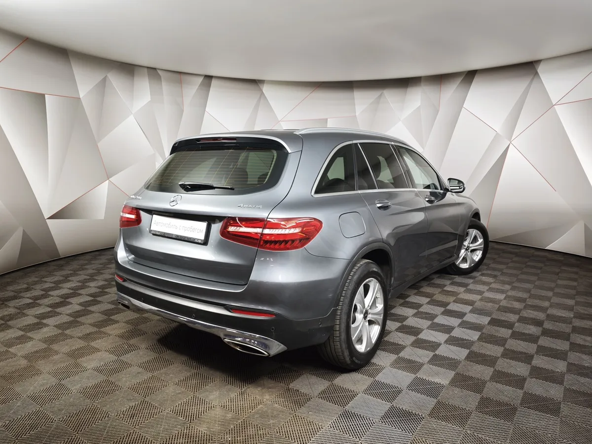 Mercedes-Benz GLC 250 9G-TRONIC 4MATIC (211 л.с.) Особая серия Серый в АВИЛОН. Слайд №2