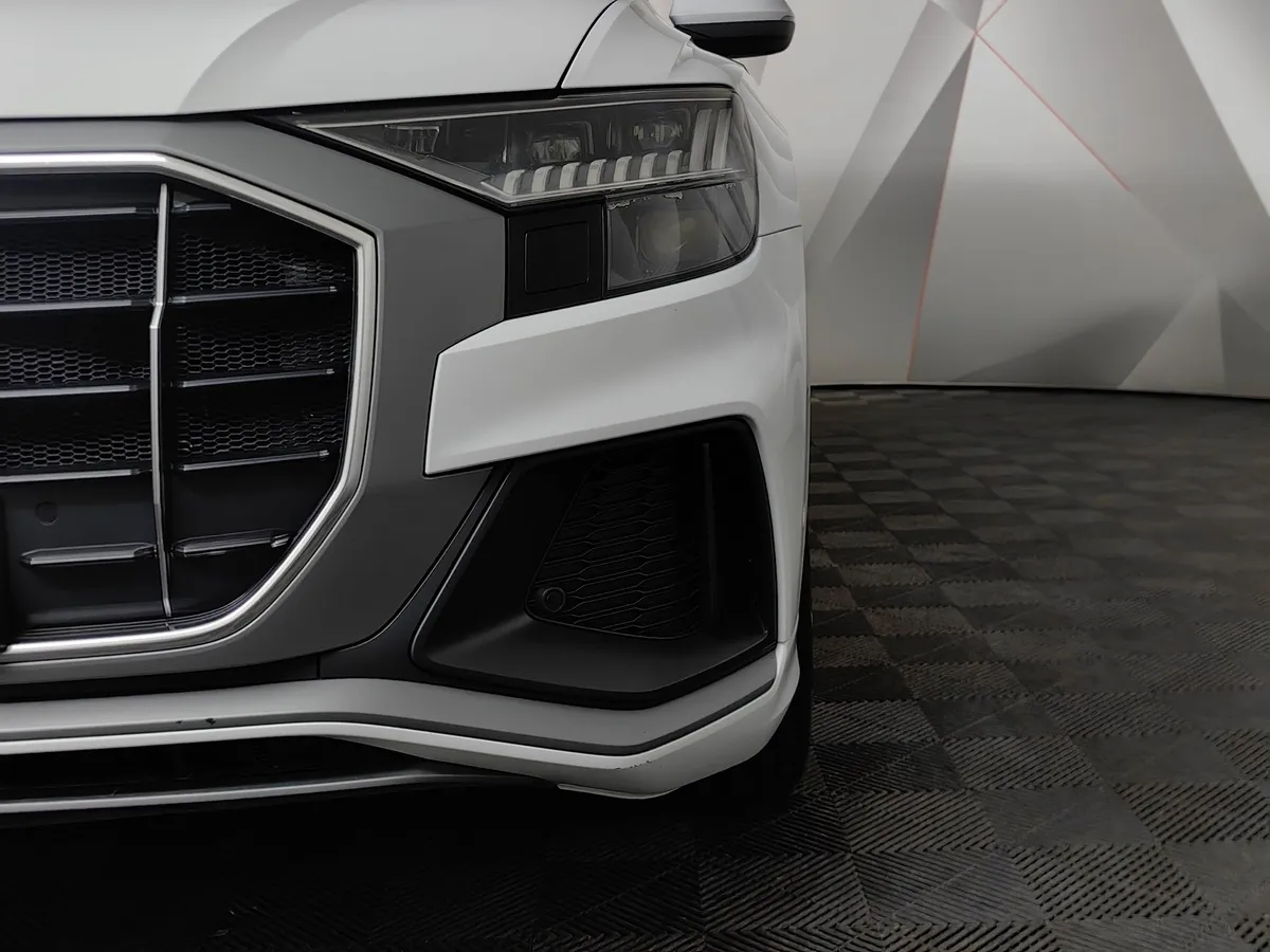 Audi Q8 45 TDI Tiptronic quattro (249 л.с.) Белый в АВИЛОН. Слайд №10