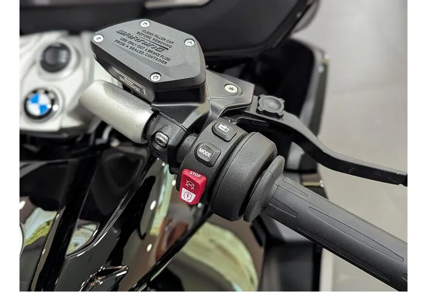 BMW Motorrad K 1600 GT K 1600 GT 1649 см³ (160) 1649 Черный в АВИЛОН. Слайд №13