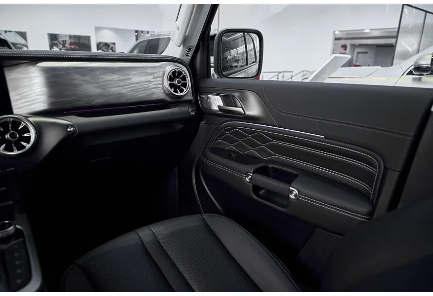 TANK 300 2.0T AT 4WD (220 л.с.) City Premium Серый в АВИЛОН. Слайд №8