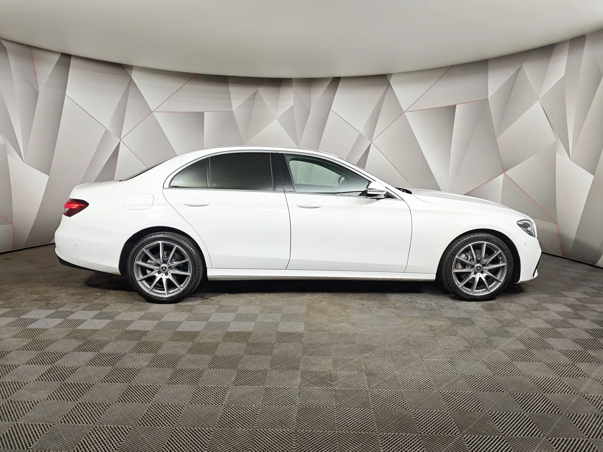 Mercedes-Benz E-Класс E 200 4MATIC 9G-TRONIC (197 л.с.) Sport (Локальная сборка) Белый в АВИЛОН. Слайд №6