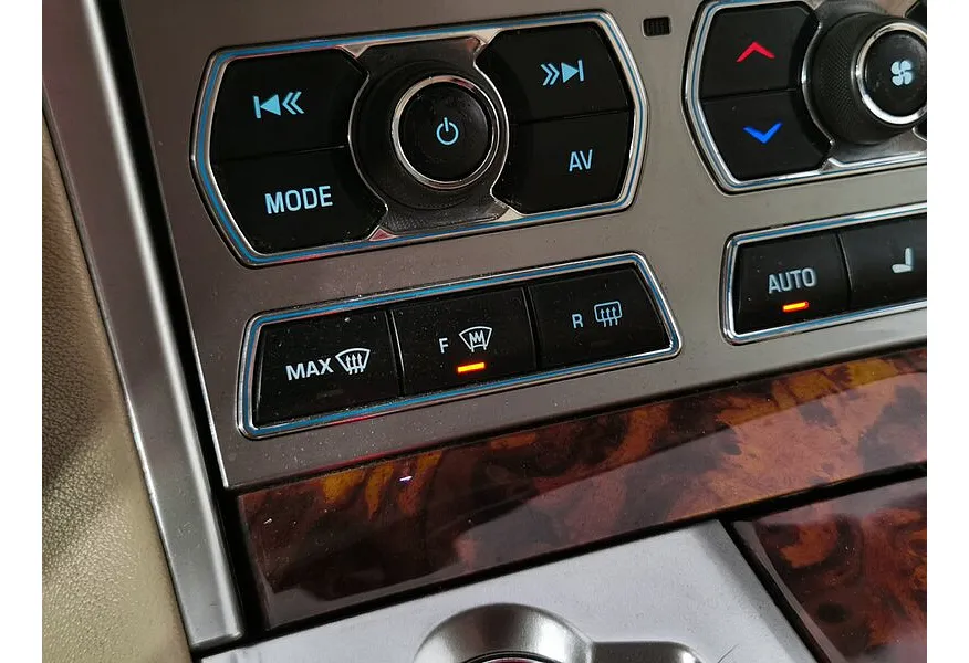 АВИЛОН - Jaguar XF 2.0 AT (240 л.с.) Коричневый - slide 10