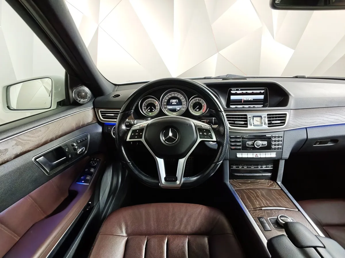 Mercedes-Benz E-Класс E 300 7G-Tronic Plus 4Matic (249 л.с.) Белый в АВИЛОН. Слайд №20