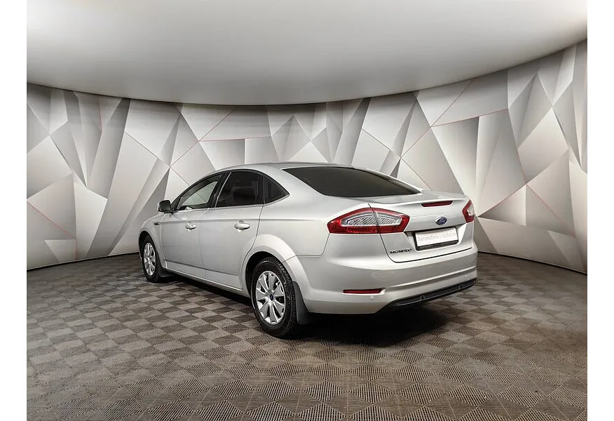 Ford Mondeo 2.3 AT (161 л.с.) Ambiente Серебристый в АВИЛОН. Слайд №4