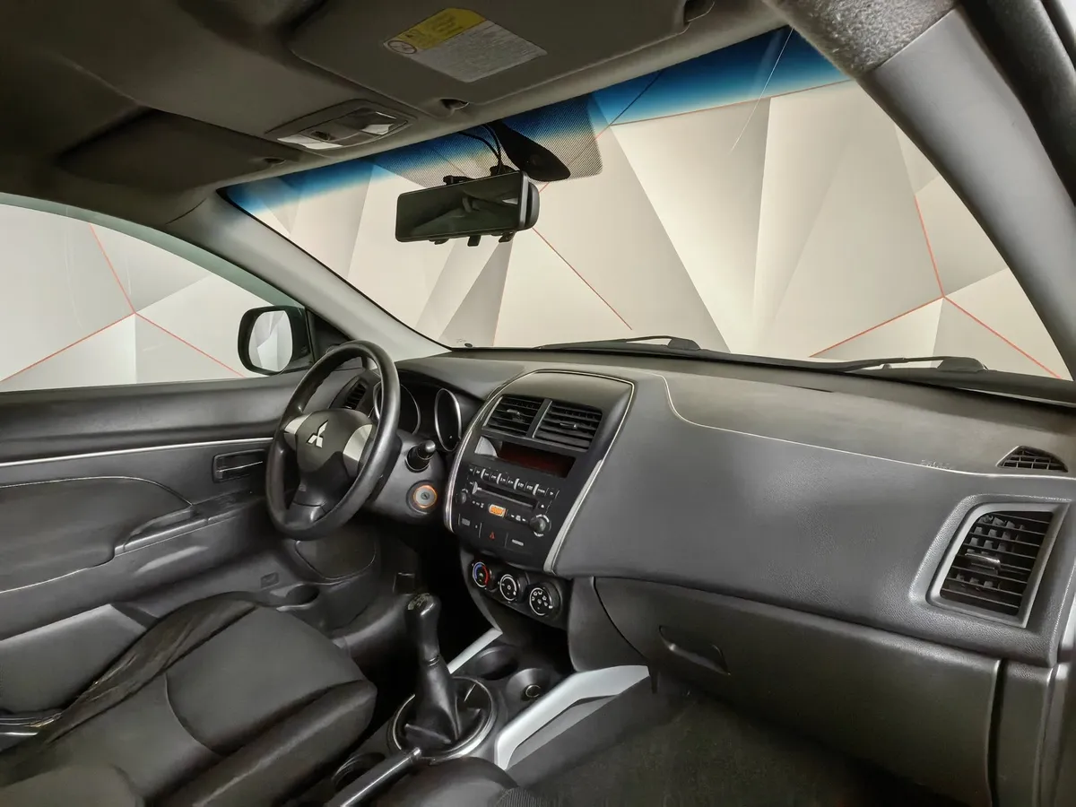 Mitsubishi ASX 1.6 MT 2WD (117 л.с.) Белый в АВИЛОН. Слайд №11