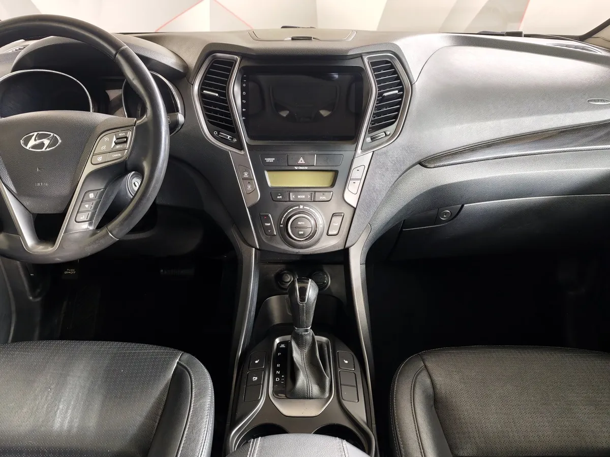 Hyundai Santa Fe 2.2 CRDi MT (197 л.с.) Коричневый в АВИЛОН. Слайд №15