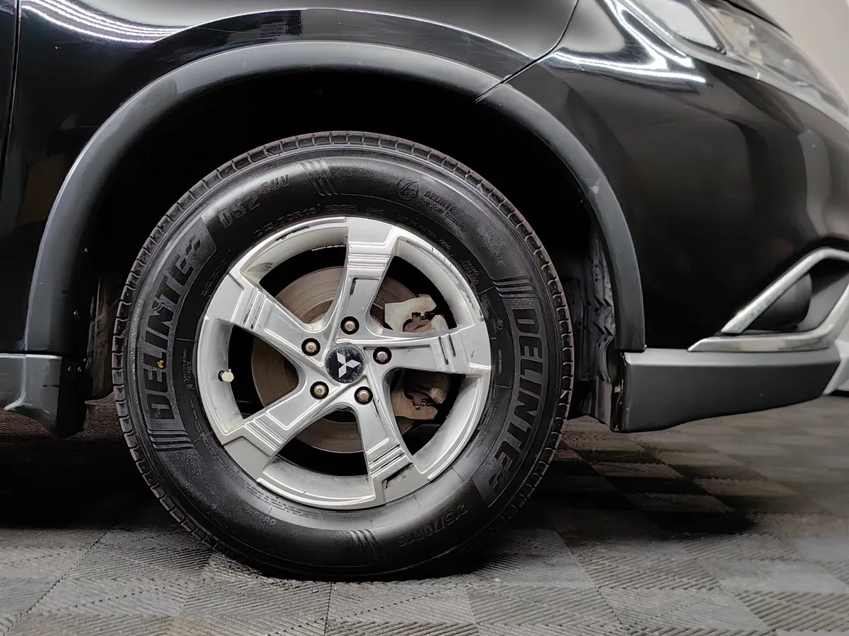 Mitsubishi Outlander 2.0 CVT (146 л.с.) Invite Черный в АВИЛОН. Слайд №9