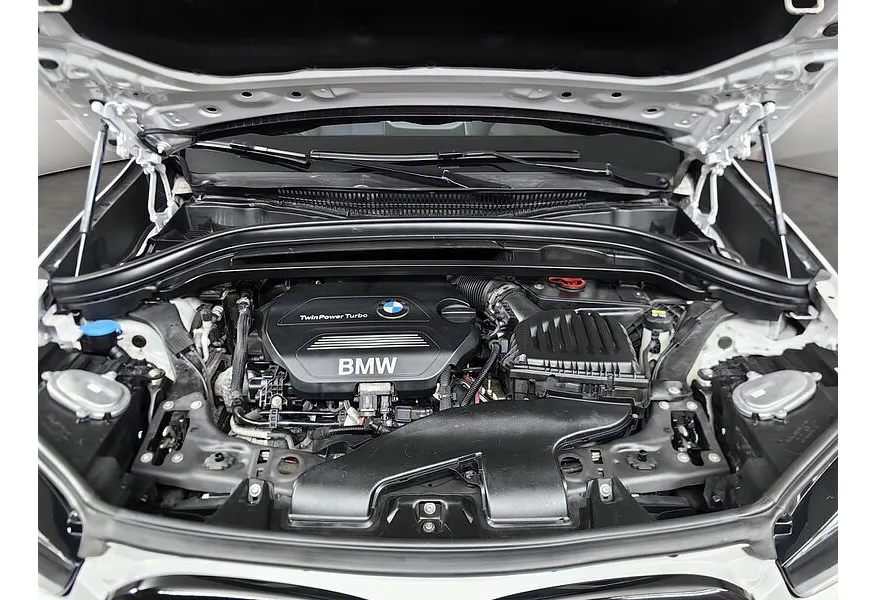 BMW X1 18d xDrive AT (150 л.с.) Белый в АВИЛОН. Слайд №16