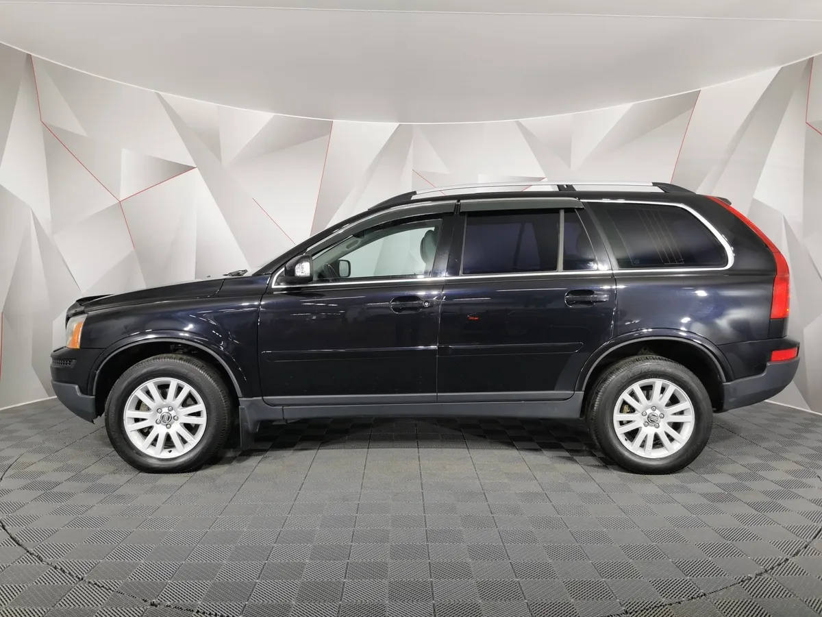 Volvo XC90 2.5 T5 Geartronic AWD (5 мест) (210 л.с.) Черный в АВИЛОН. Слайд №5