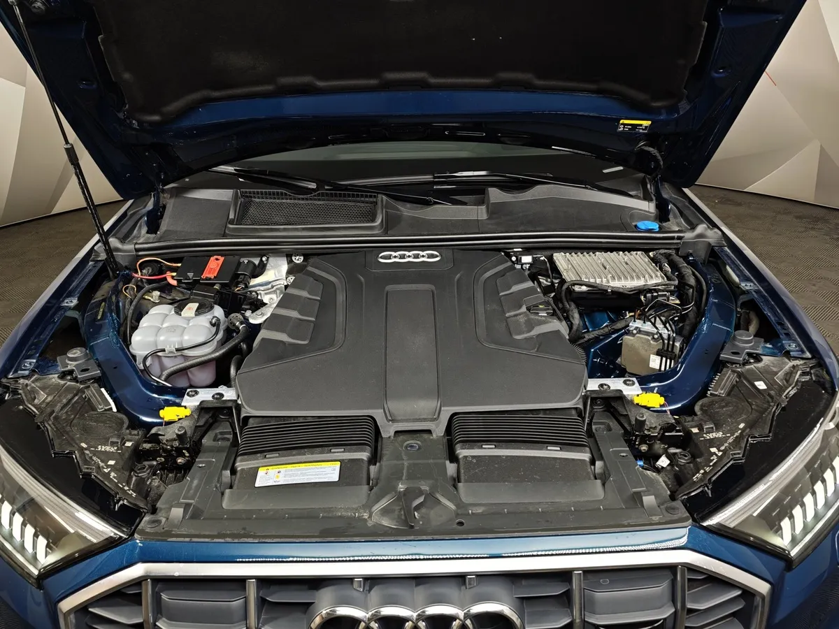 Audi Q7 3.0 TDI Tiptronic quattro (249 л.с.) Синий в АВИЛОН. Слайд №11