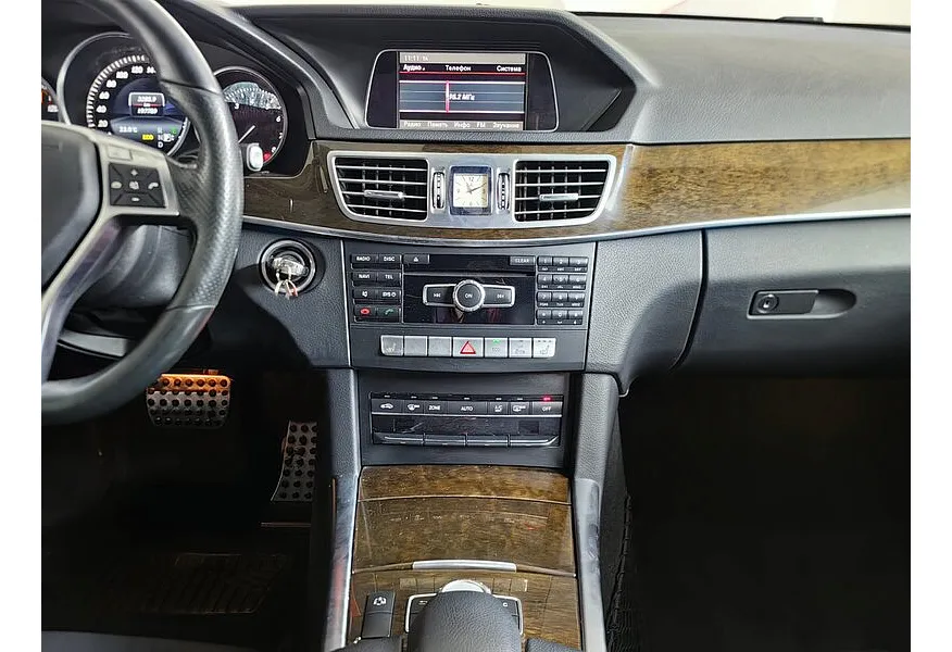 Mercedes-Benz E-Класс E 200 T BlueEfficiency 7G-Tronic Plus (184 л.с.) Серый в АВИЛОН. Слайд №15