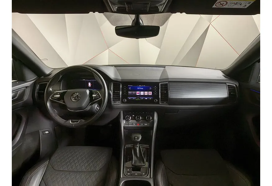 АВИЛОН - Skoda Kodiaq 2.0 TSI DSG 4X4 (180 л.с.) Серый - slide 9