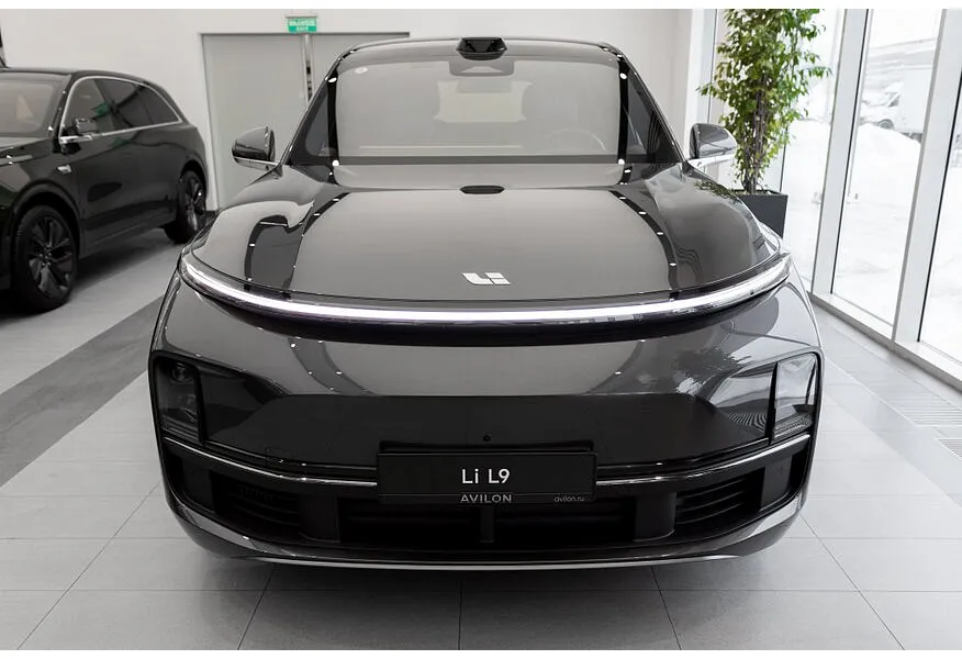 Li Auto L9 1.5 AT 4WD (449 л.с.) Ultra Серый в АВИЛОН. Слайд №5