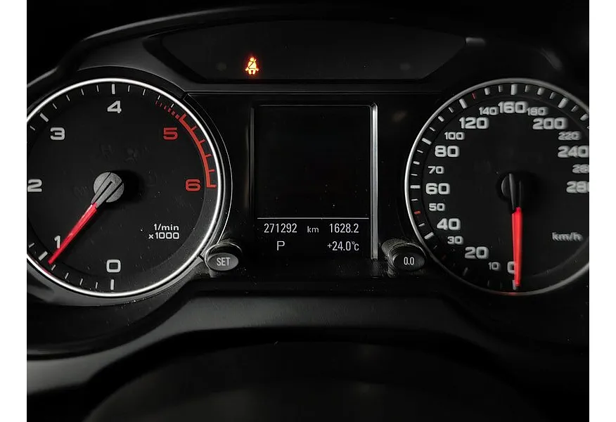 АВИЛОН - Audi Q5 2.0 TDI S tronic quattro (170 л.с.) Белый - slide 20
