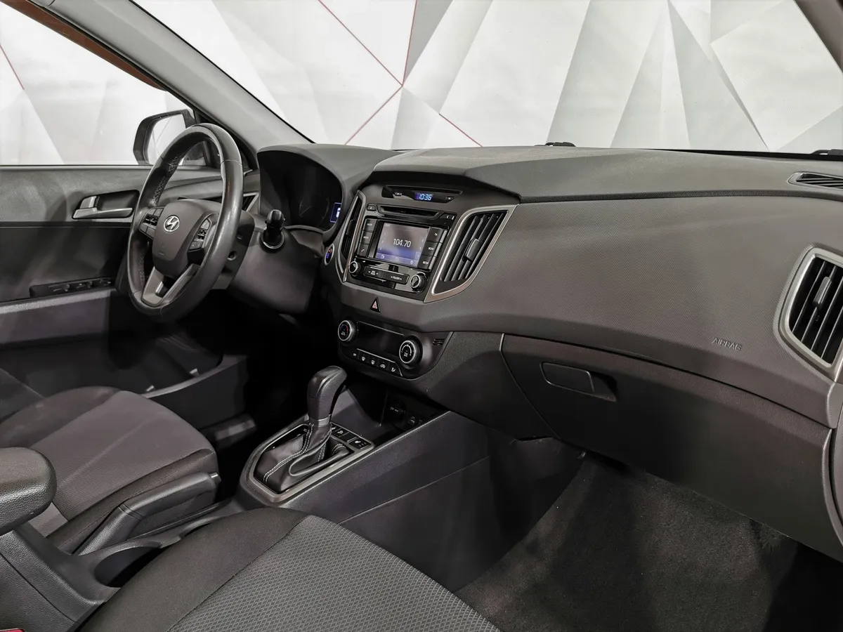 Hyundai Creta 2.0 AT (149 л.с.) Comfort Серебристый в АВИЛОН. Слайд №13
