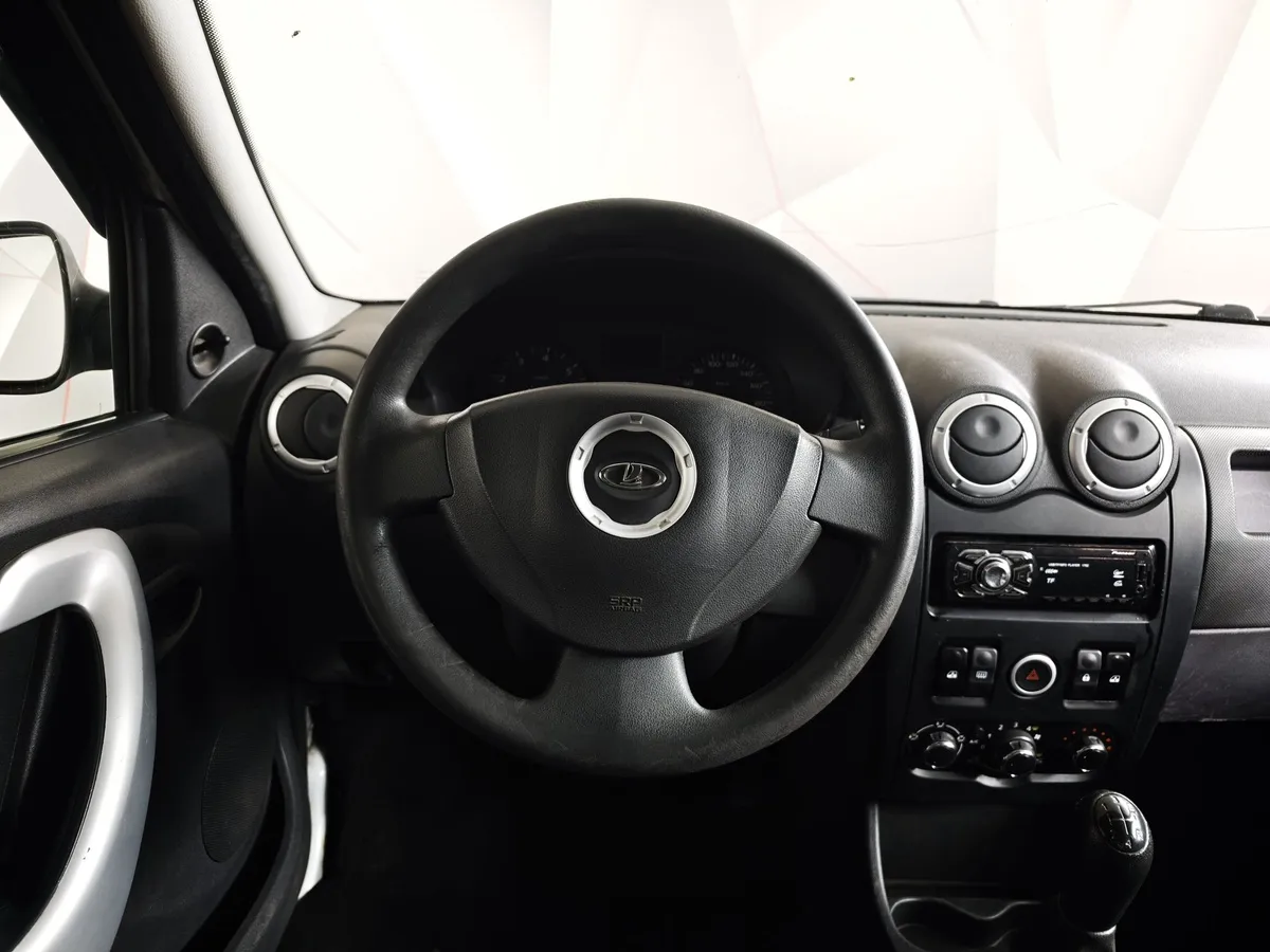 ВАЗ (Lada) Largus 1.6 MT 8 кл (5 мест) (87 л.с.) Белый в АВИЛОН. Слайд №17