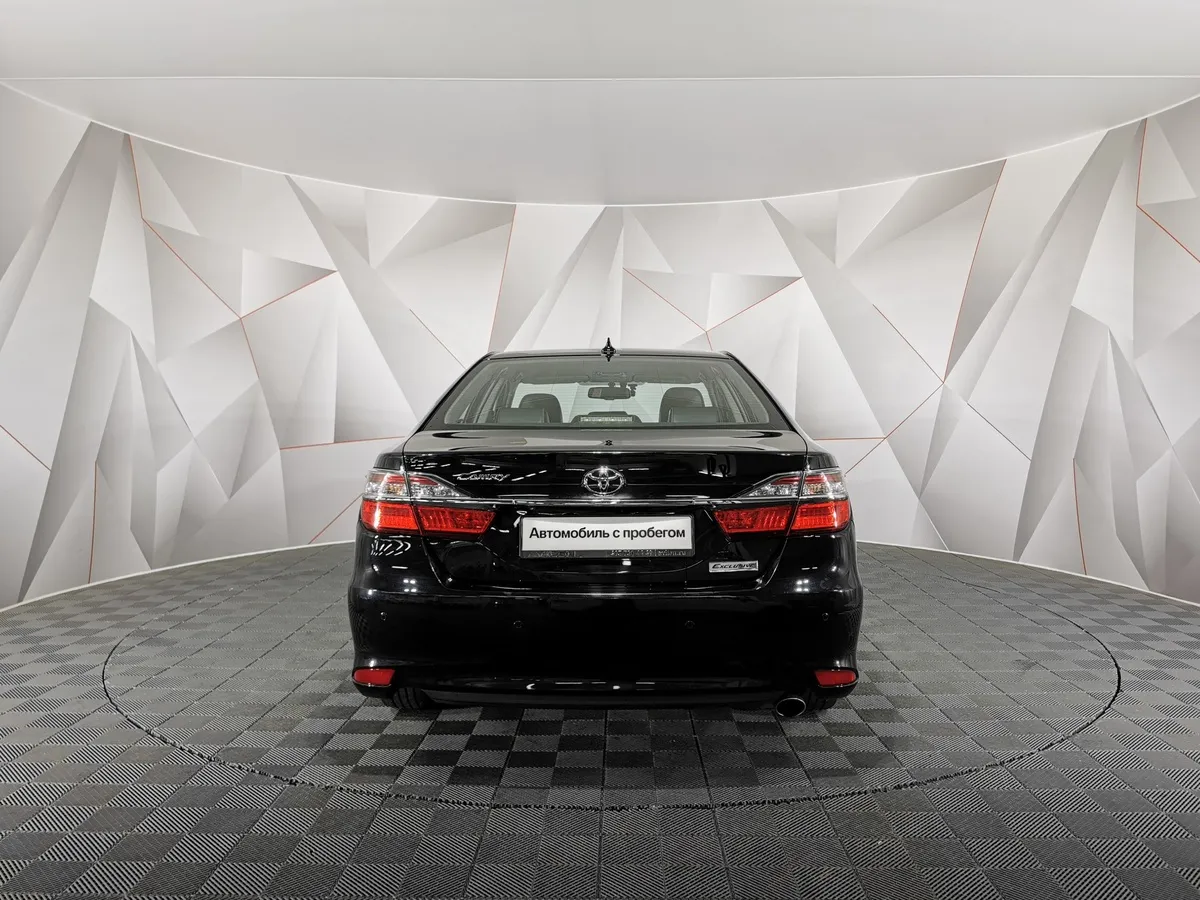 Toyota Camry 2.5 AT (181 л.с.) Стандарт Черный в АВИЛОН. Слайд №8