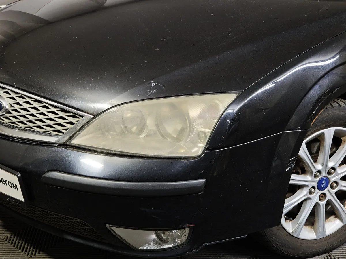 Ford Mondeo 2.0 MT (145 л.с.) Черный в АВИЛОН. Слайд №9