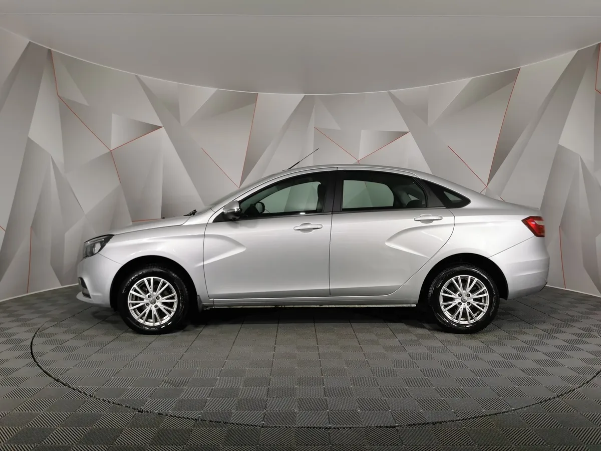 ВАЗ (Lada) Vesta 1.6 CVT (113 л.с.) Luxe Multimedia Серый в АВИЛОН. Слайд №5