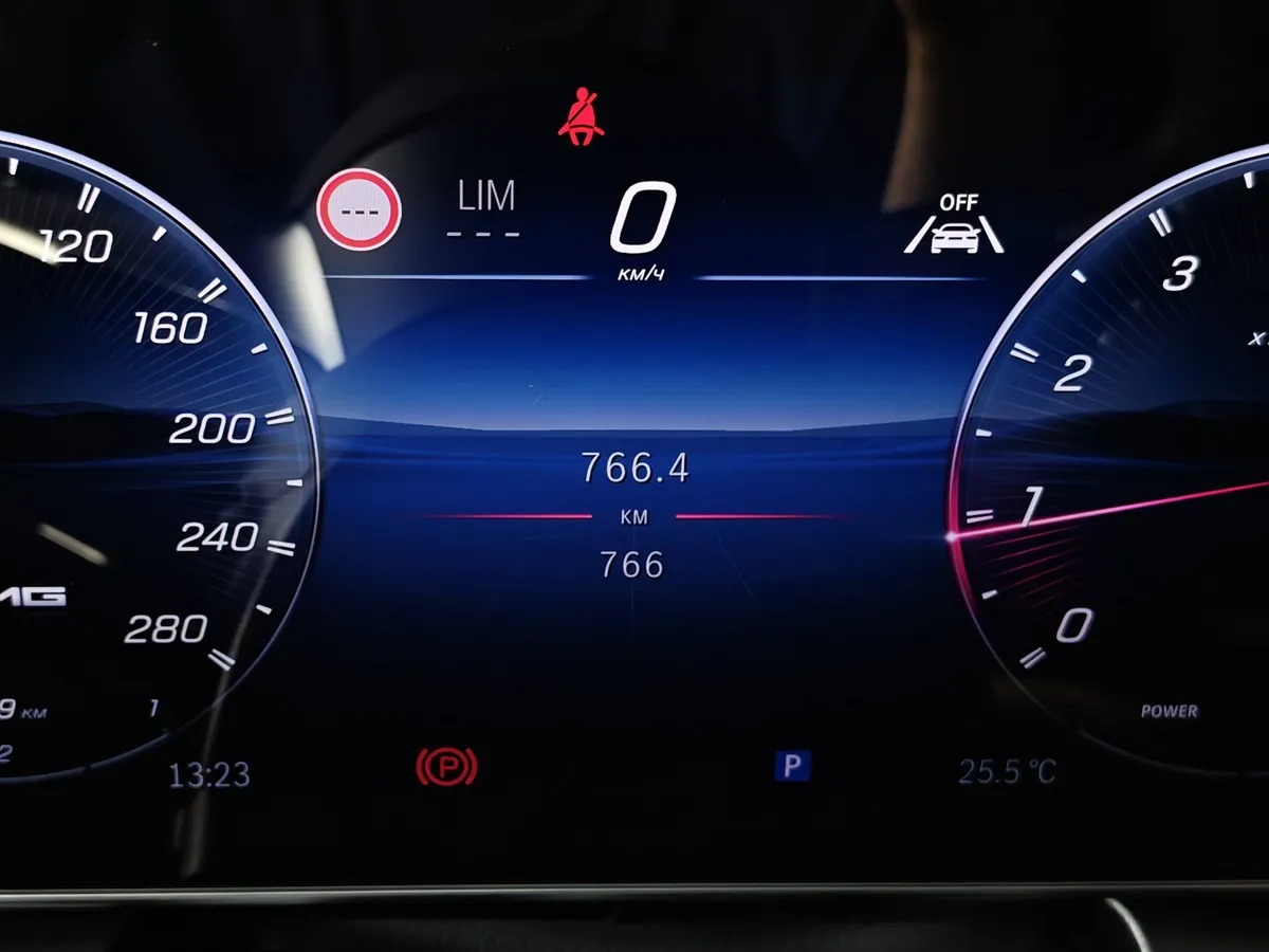 Mercedes-Benz GLC 43 AMG 9G-TRONIC 4MATIC (421 л.с.) Серый в АВИЛОН. Слайд №18