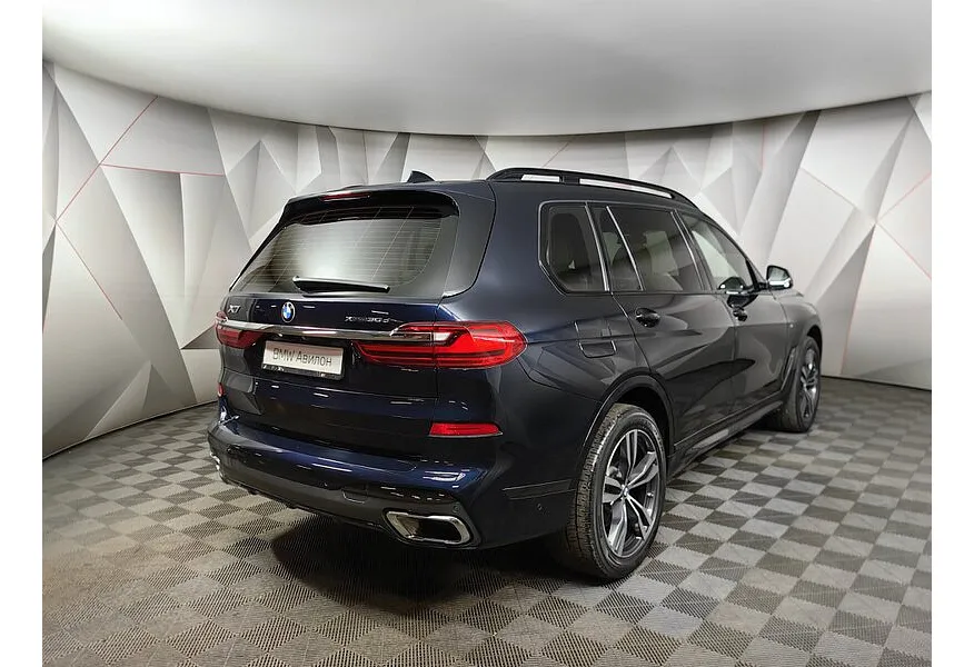 BMW X7 xDrive30d Steptronic (249 л.с.) M Sport Pro Черный в АВИЛОН. Слайд №2