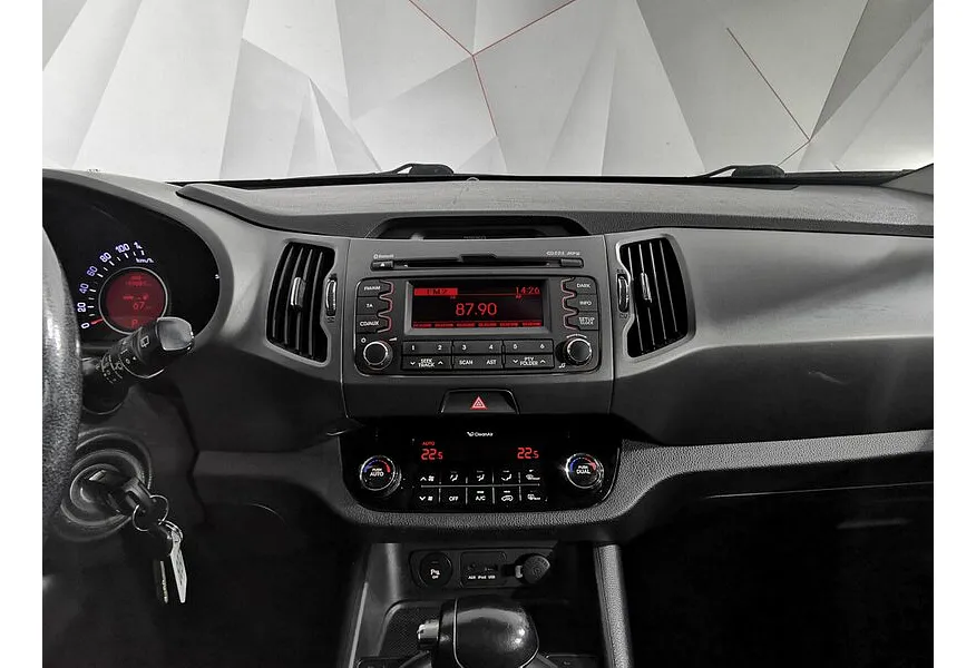 АВИЛОН - Kia Sportage 2.0 AT (150 л.с.) Серебристый - slide 9