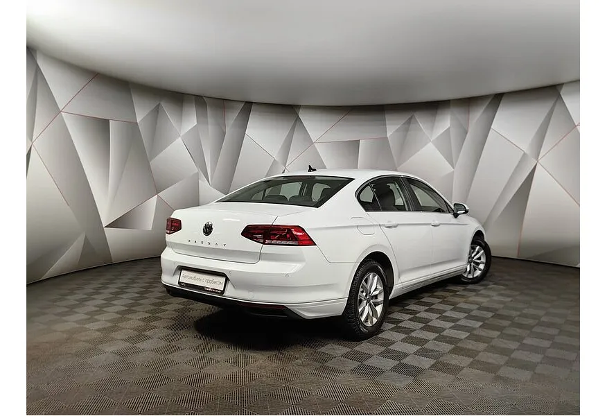 Volkswagen Passat 1.4 TSI DSG (150 л.с.) Business Белый в АВИЛОН. Слайд №2