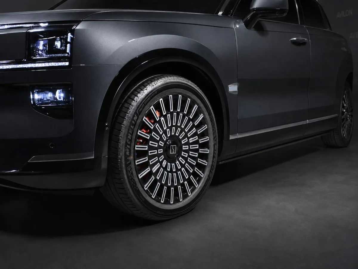 Zeekr 9X 2.0h AT 4WD (1177 л.с.) Ultra Серый в АВИЛОН. Слайд №21