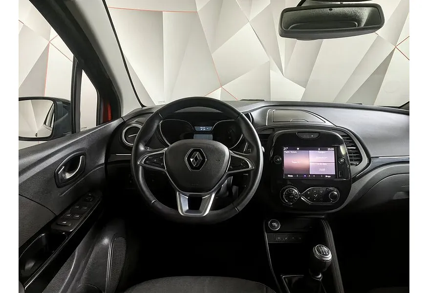 Renault Kaptur 1.6 MT (114 л.с.) Красный в АВИЛОН. Слайд №20