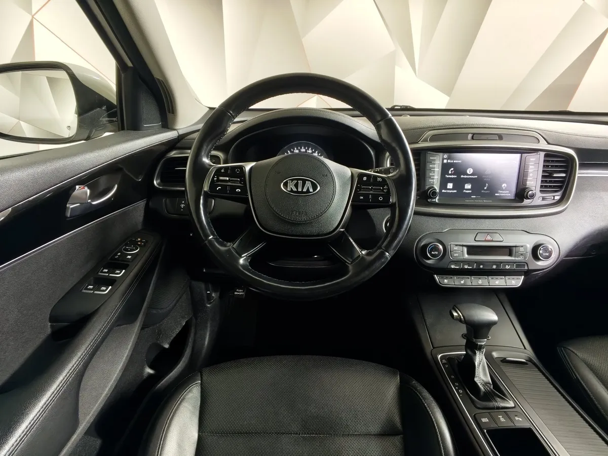 Kia Sorento 3.5 AT AWD (249 л.с.) Prestige Белый в АВИЛОН. Слайд №20