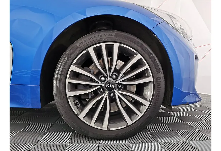 Kia Stinger 2.0 AT (197 л.с.) Comfort Синий в АВИЛОН. Слайд №19