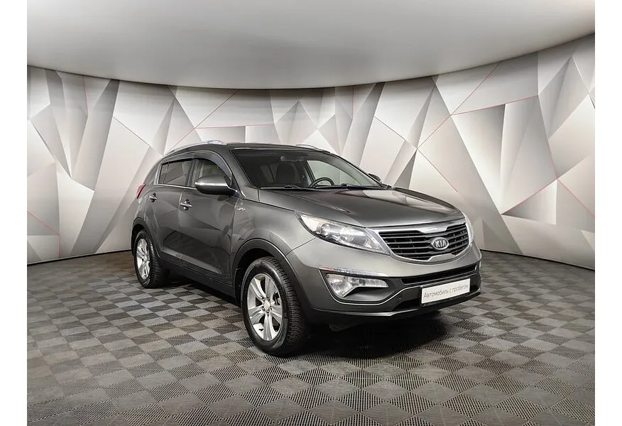 Kia Sportage 2.0 AT AWD (150 л.с.) Серебристый в АВИЛОН. Слайд №3