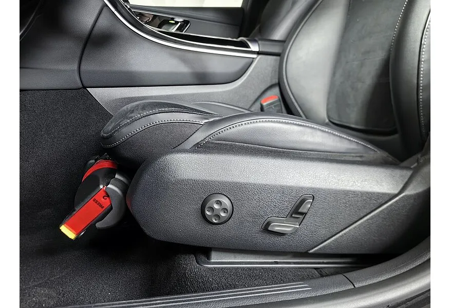 Mercedes-Benz GLC 220 D 4MATIC 9G-TRONIC (197 л.с.) Серый в АВИЛОН. Слайд №21