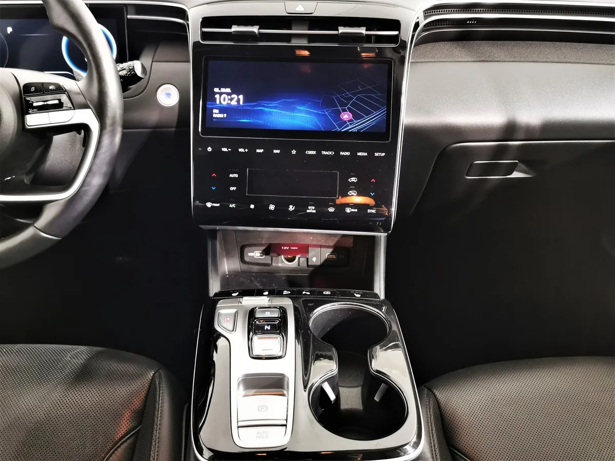 Hyundai Tucson G2.5 GDi Smartstream 8AT 4WD (190 л.с.) Prestige + Smart Sense Серый в АВИЛОН. Слайд №14