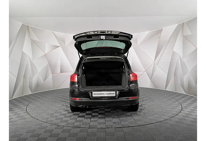 Volkswagen Tiguan 2.0 TDI 4Motion AT (140 л.с.) Track & Field Черный в АВИЛОН. Слайд №12