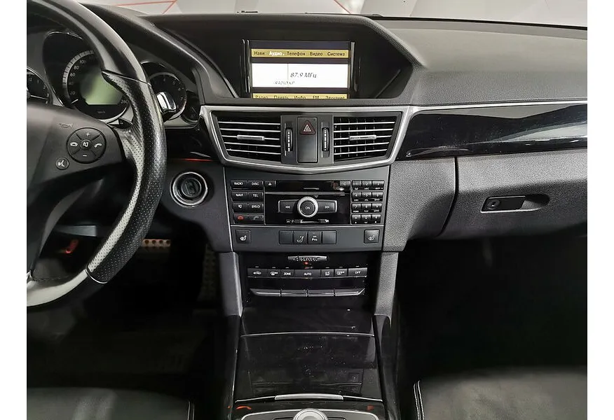 АВИЛОН - Mercedes-Benz E-Класс E 350 4MATIC 7G-Tronic Plus (272 л.с.) Белый - slide 8